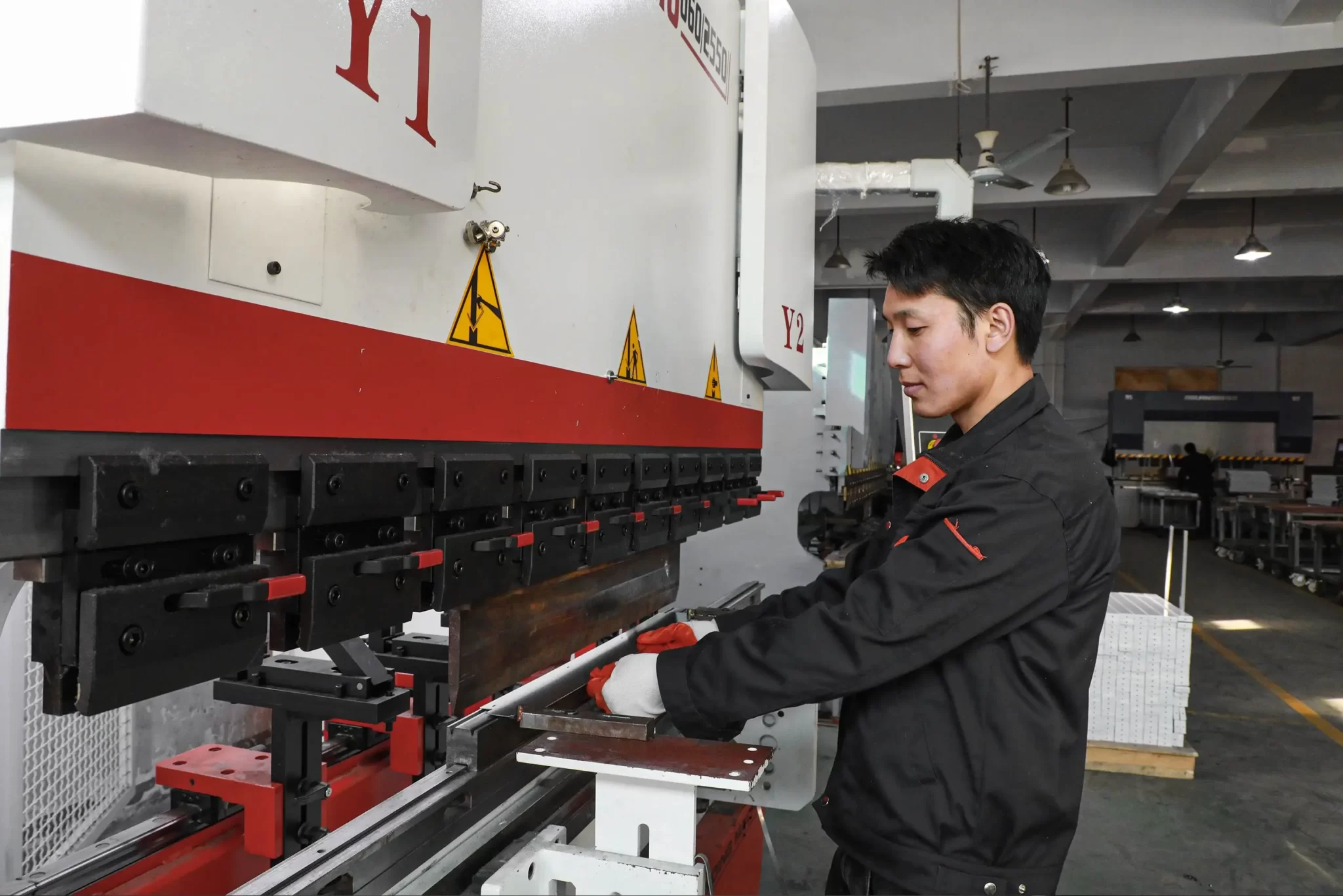 3车间生产-2048x1367-1